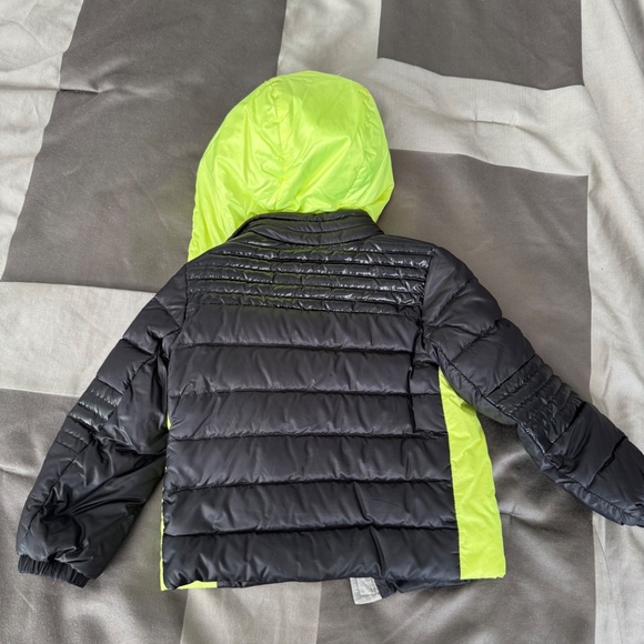 Moncler Jacket size 18/24 months - Picture 4 of 4
